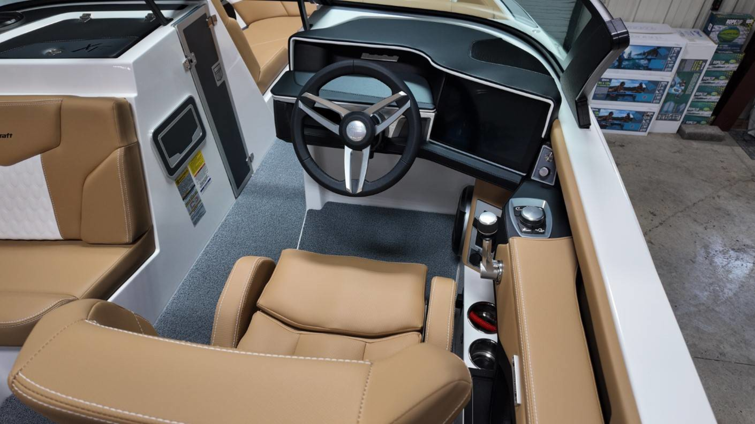 2026 Mastercraft XT22