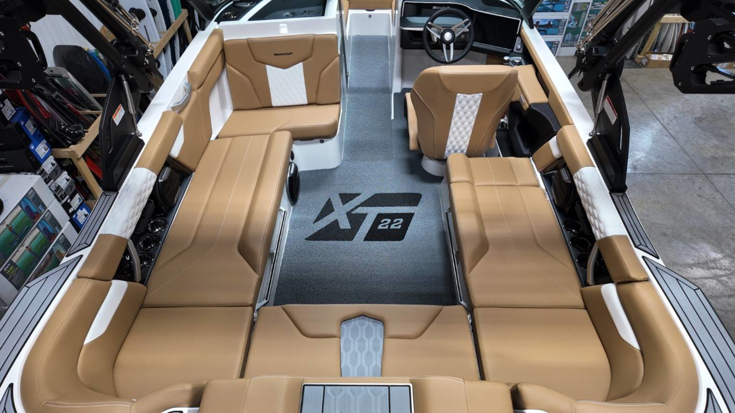 2026 Mastercraft XT22