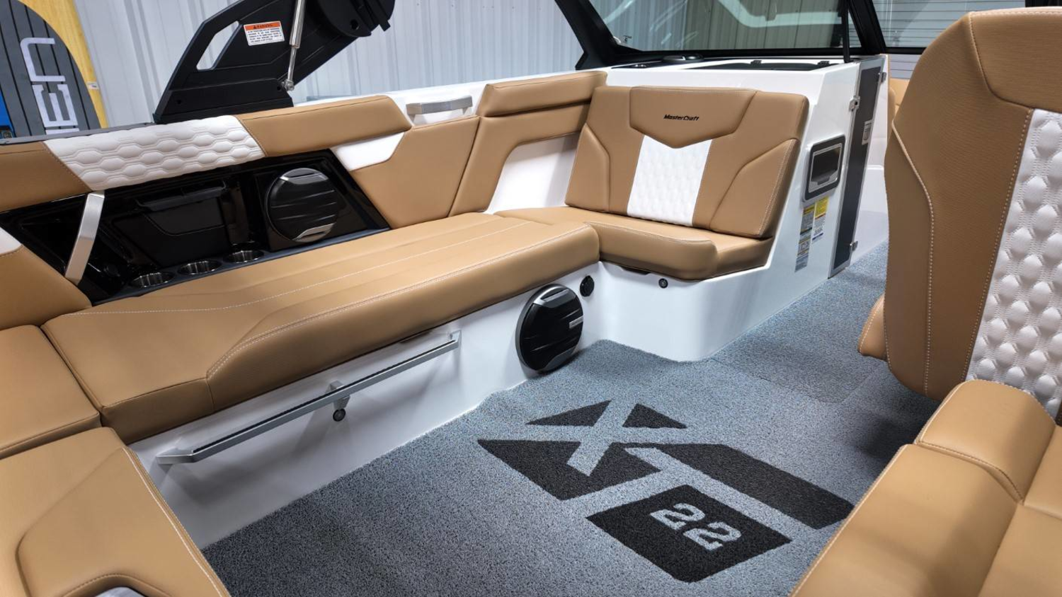 2026 Mastercraft XT22