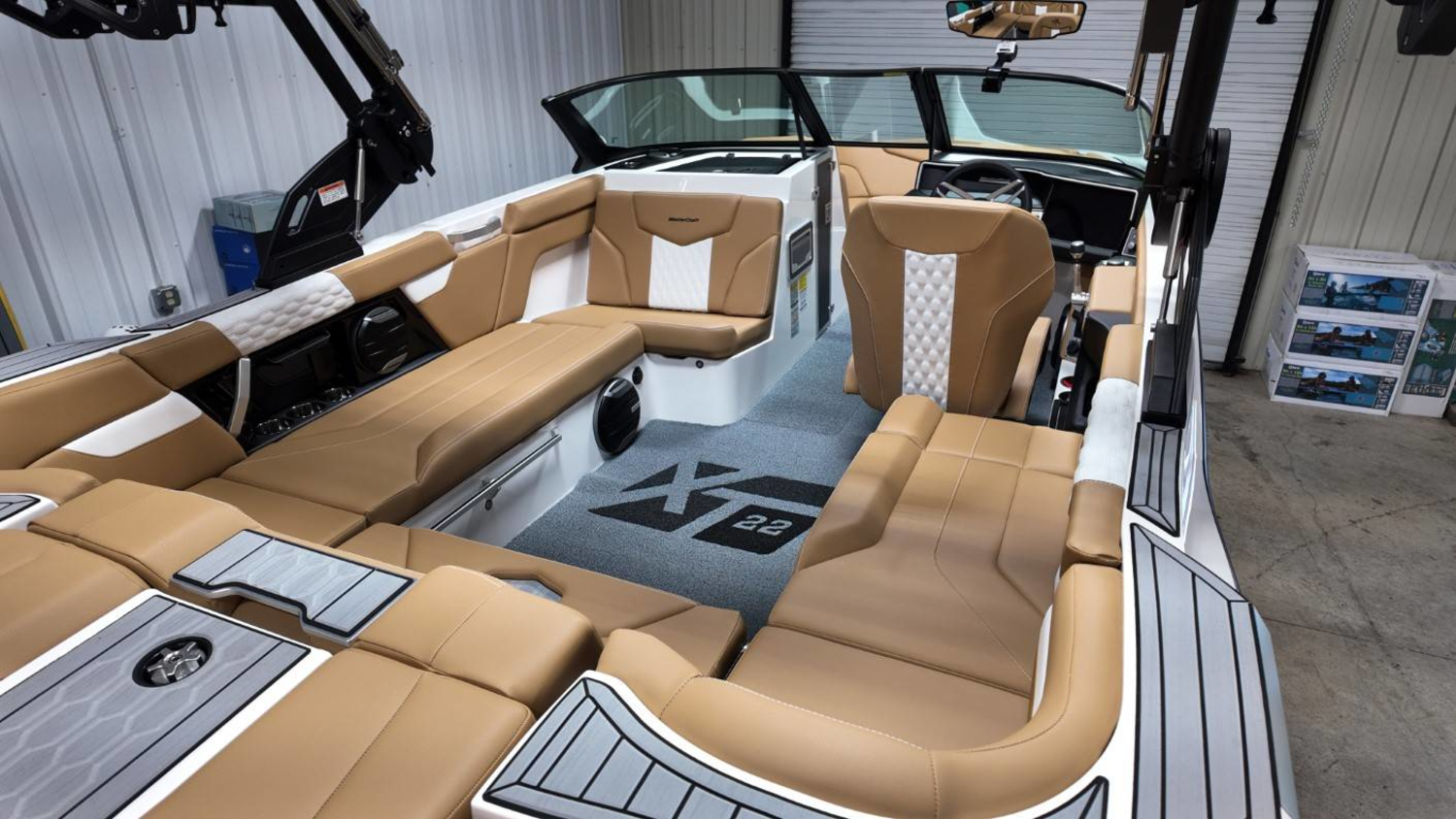 2026 Mastercraft XT22