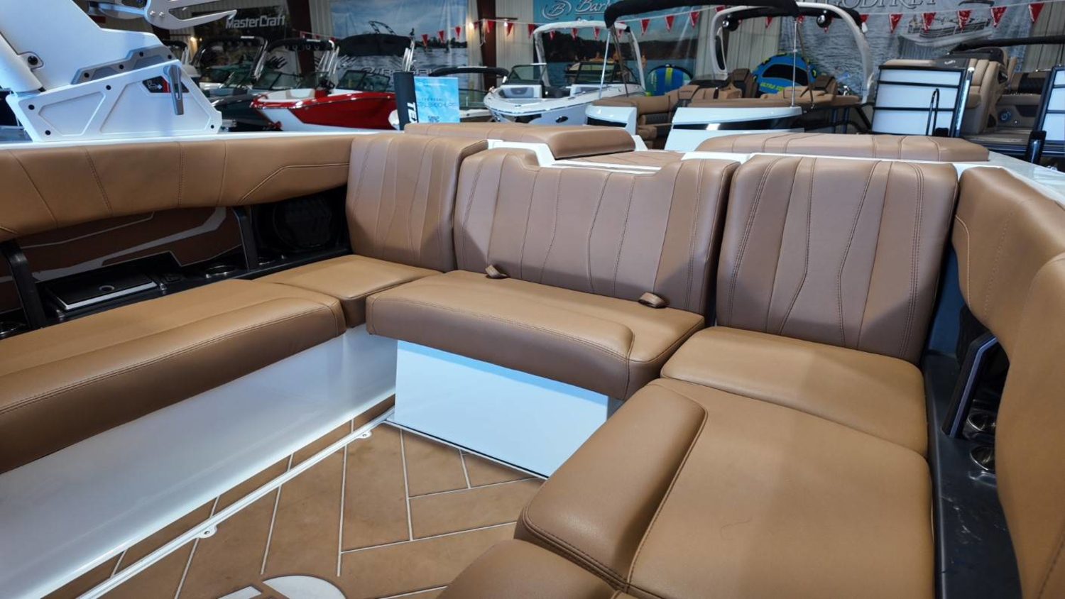 2023 Malibu Wakesetter 22 LSV