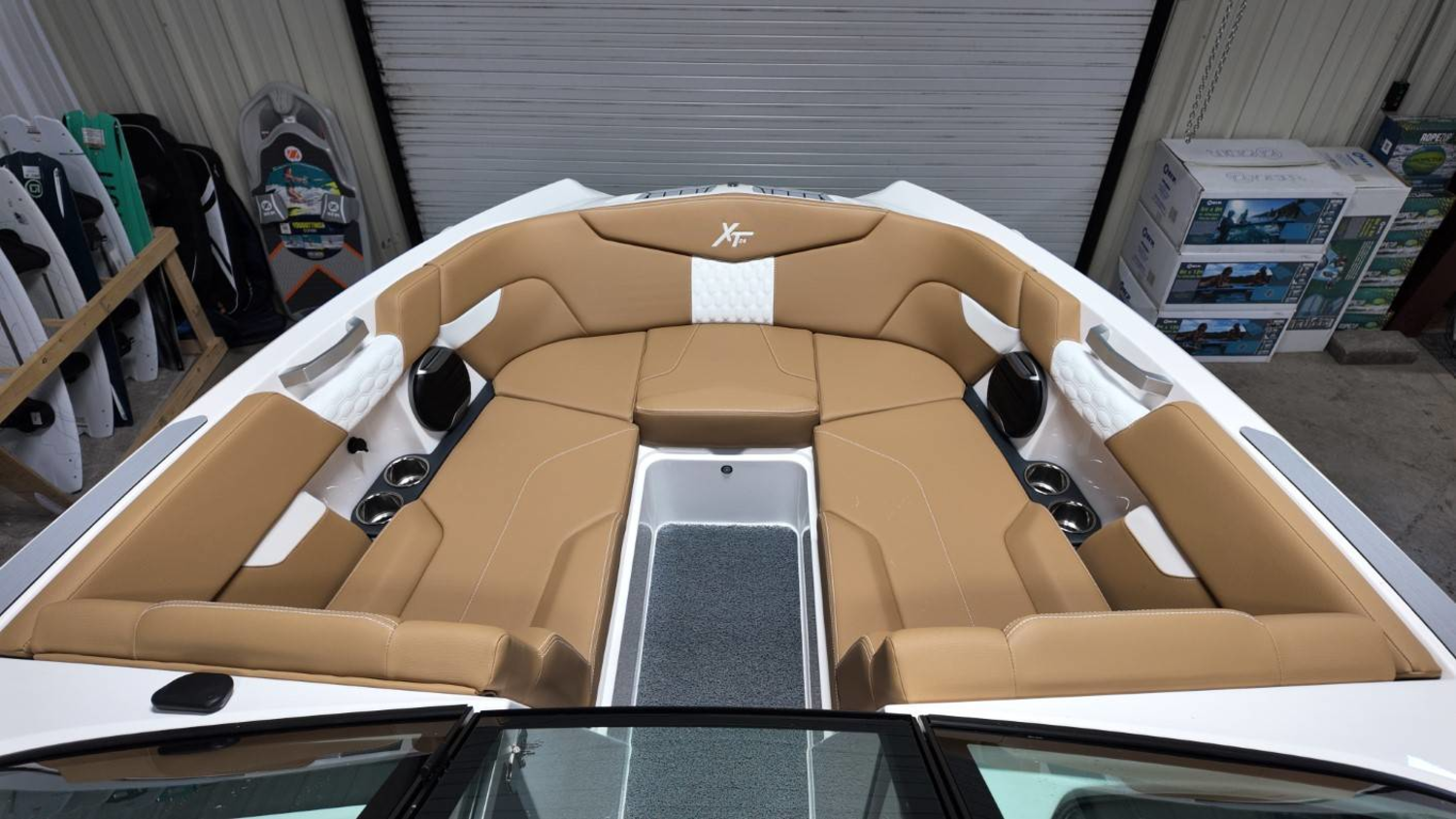 2026 Mastercraft XT24