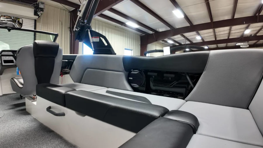 2026-mastercraft-nxt24-122147-image22