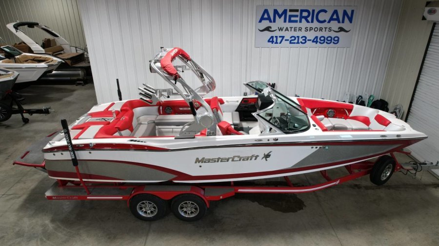 2016-mastercraft-x26-122148-image3