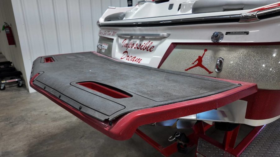 2016-mastercraft-x26-122148-image6