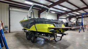 2018-mastercraft-xt22-122150-image10