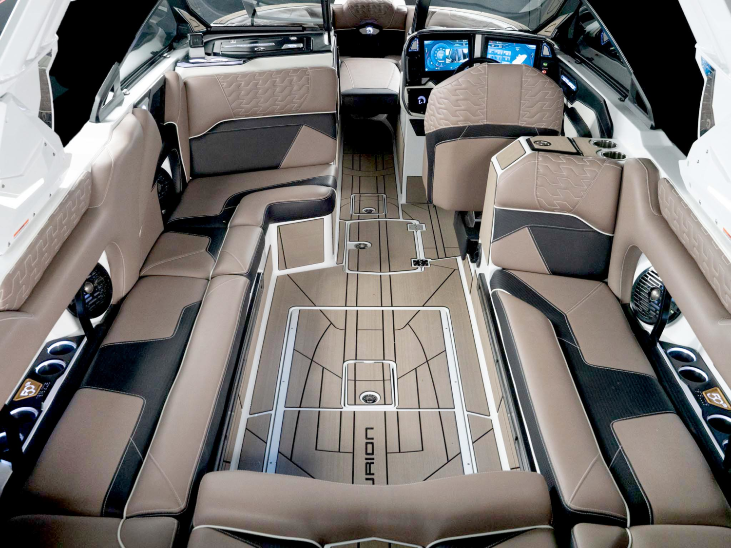 2026 Centurion Boats Ri245