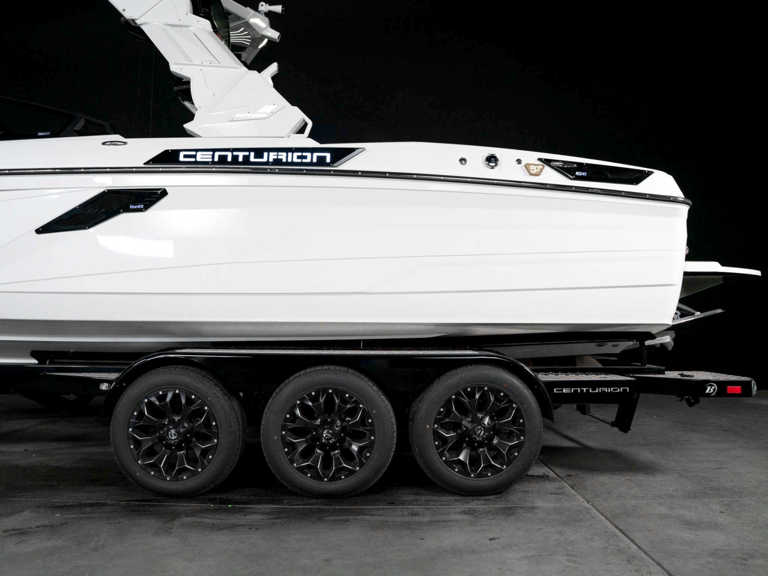 2026 Centurion Boats Ri245