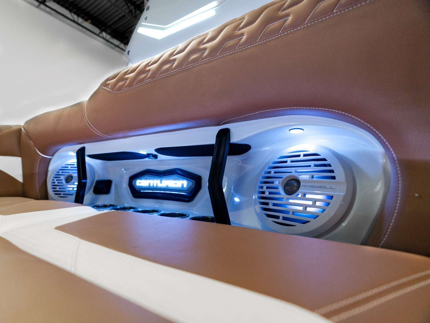 2026 Centurion Boats Ri245