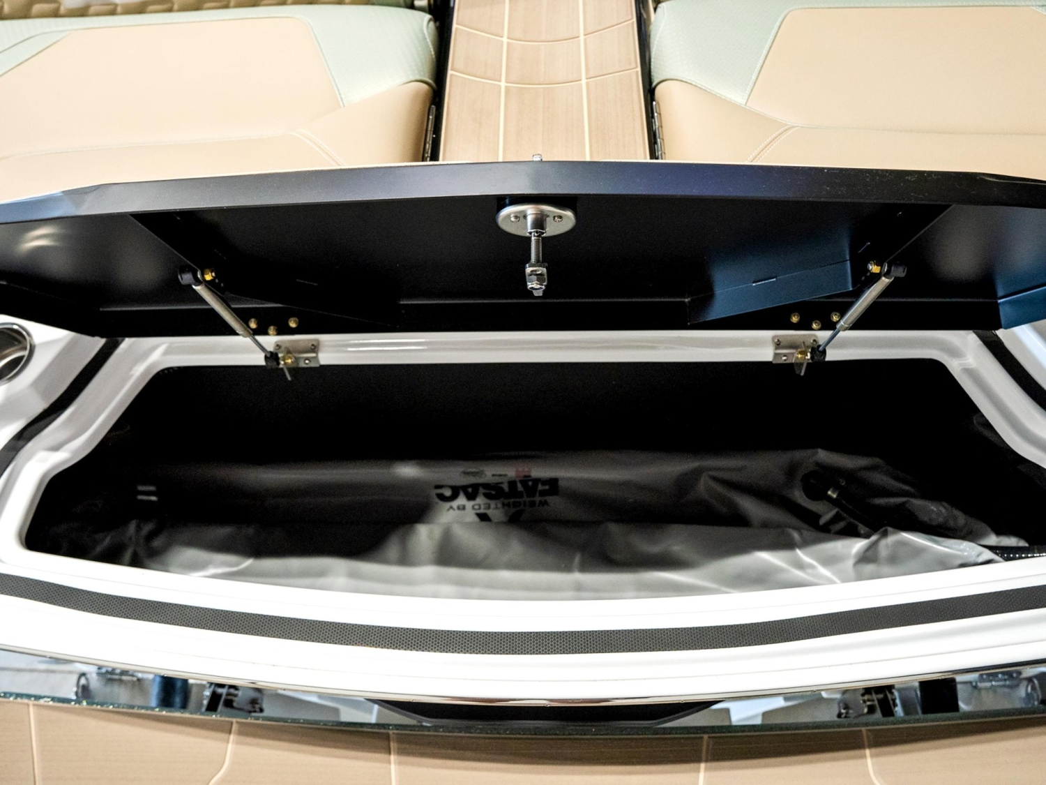 2025 Centurion Boats Ri245