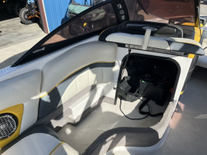 2012 Malibu Boats Wakesetter 23 LSV for sale in Wichita, Kansas