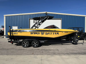 2012 Malibu Boats Wakesetter 23 LSV for sale in Wichita, Kansas