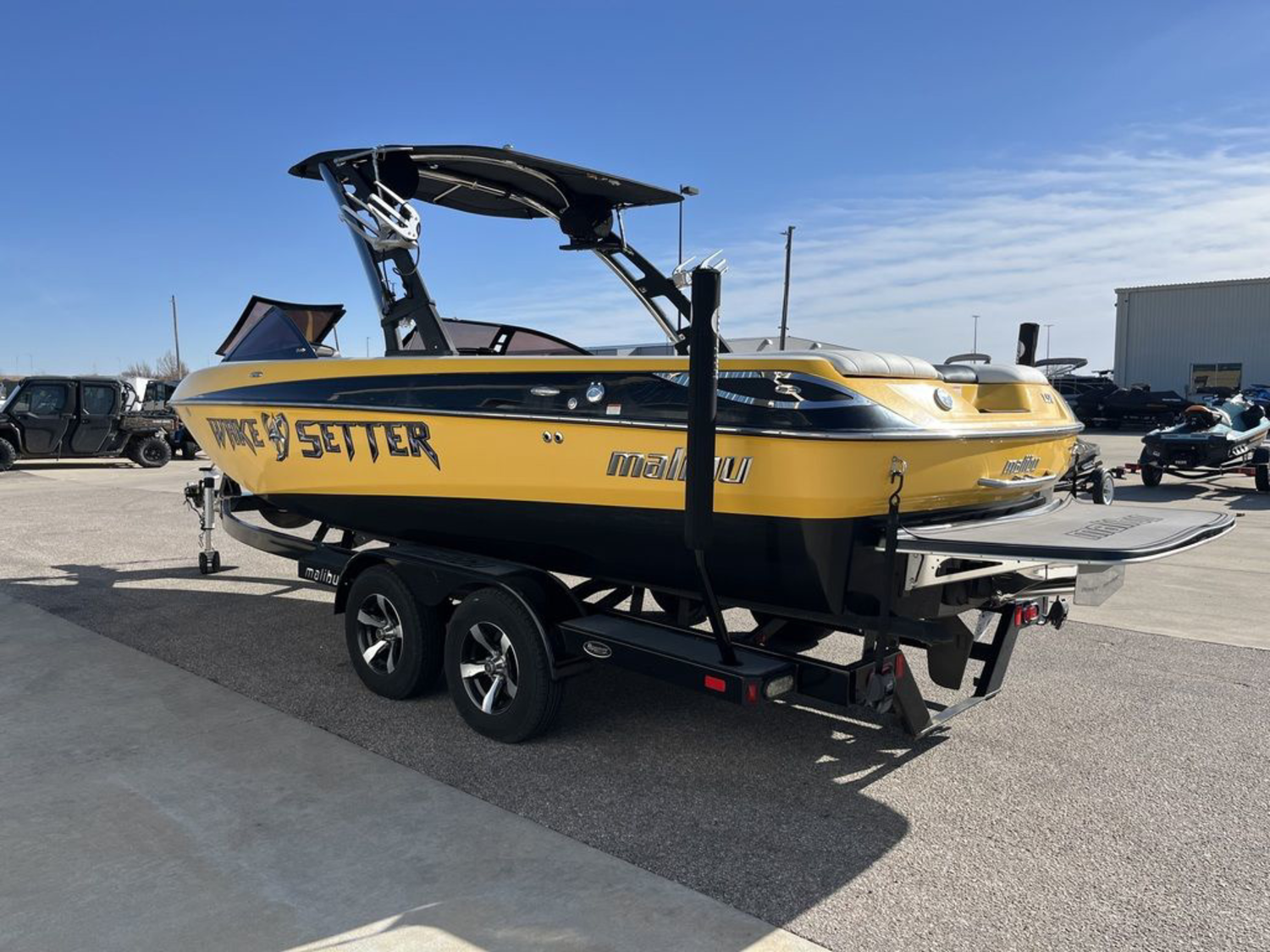 2012 Malibu 23 LSV