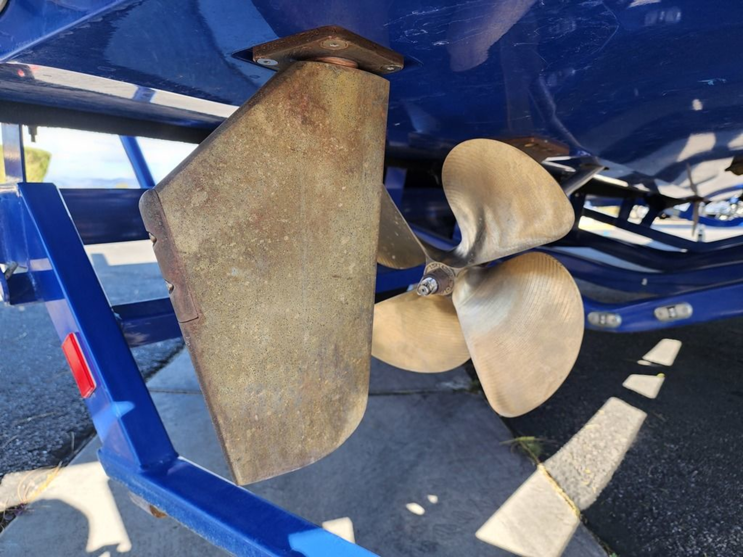 2017 Axis Wake Research T23