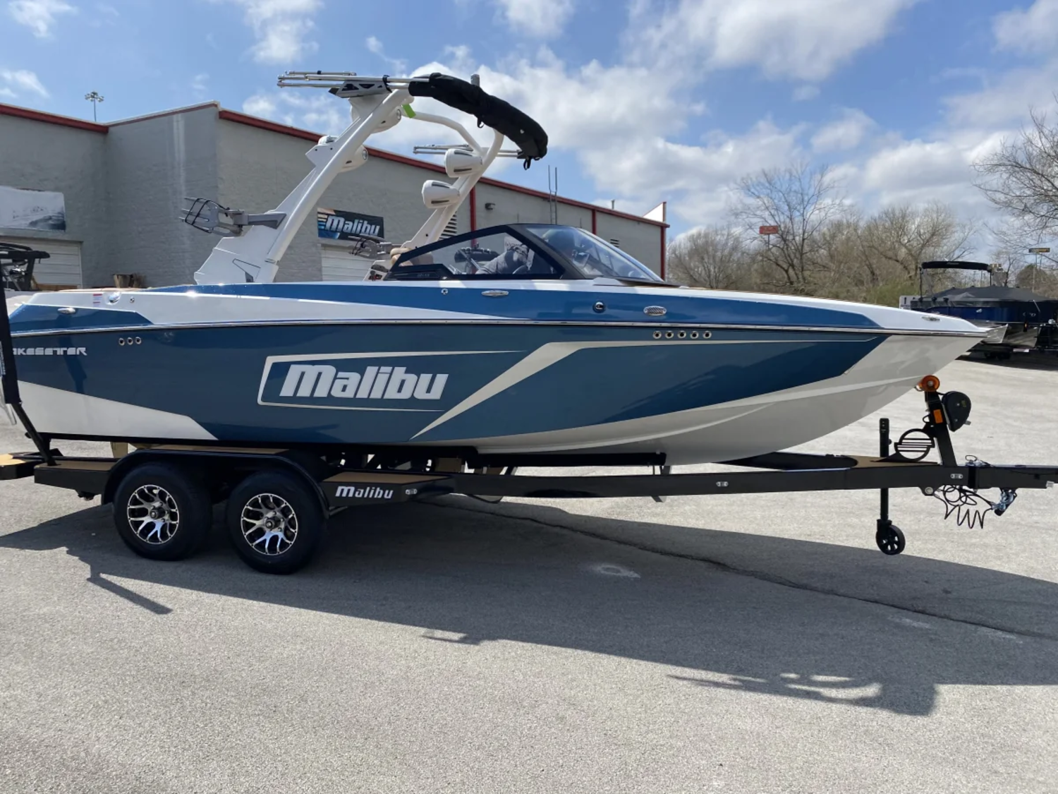 2022 Malibu Boats Wakesetter 22 LSV