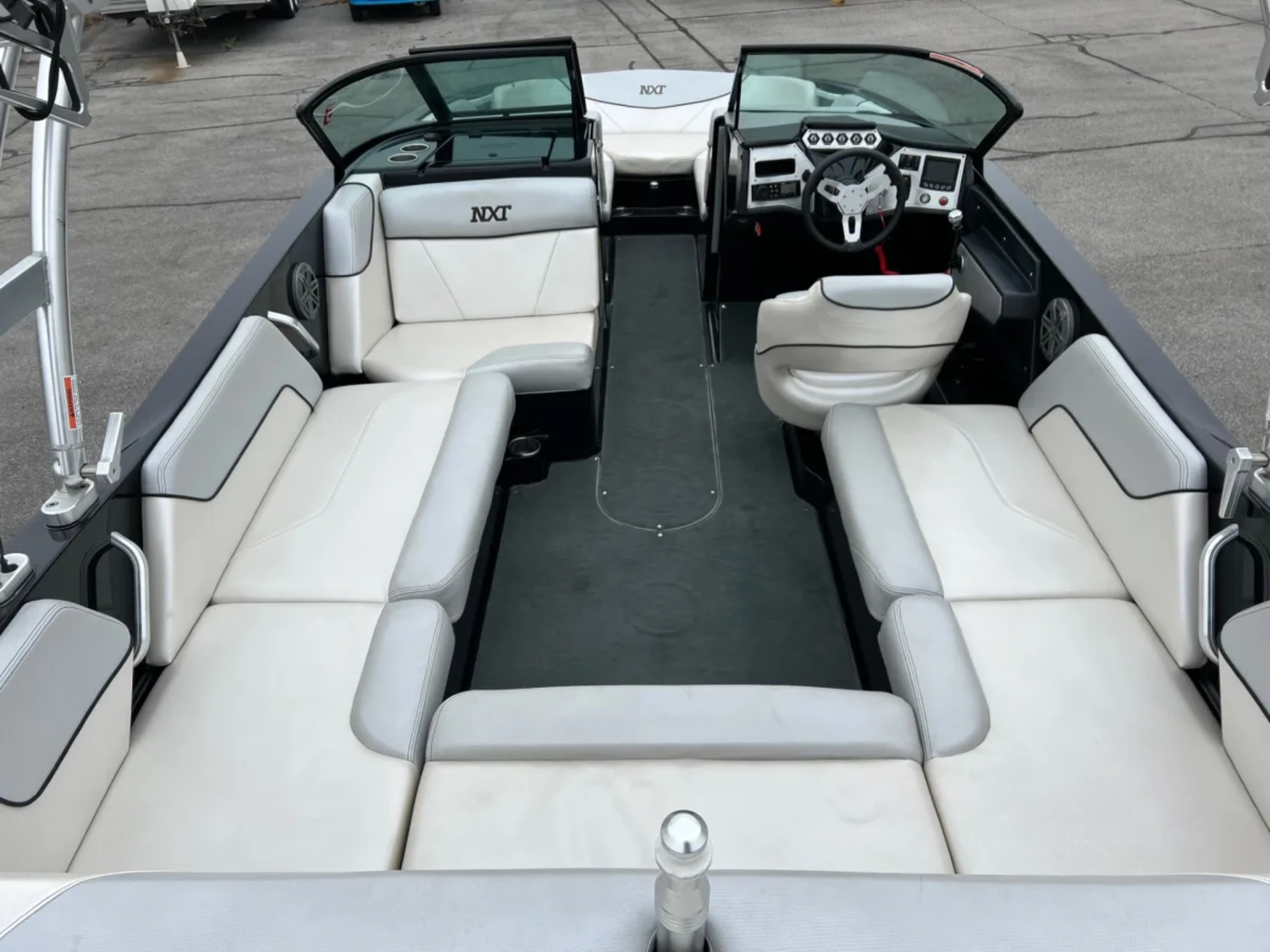 2016 22' MasterCraft "NXT22" Bowrider