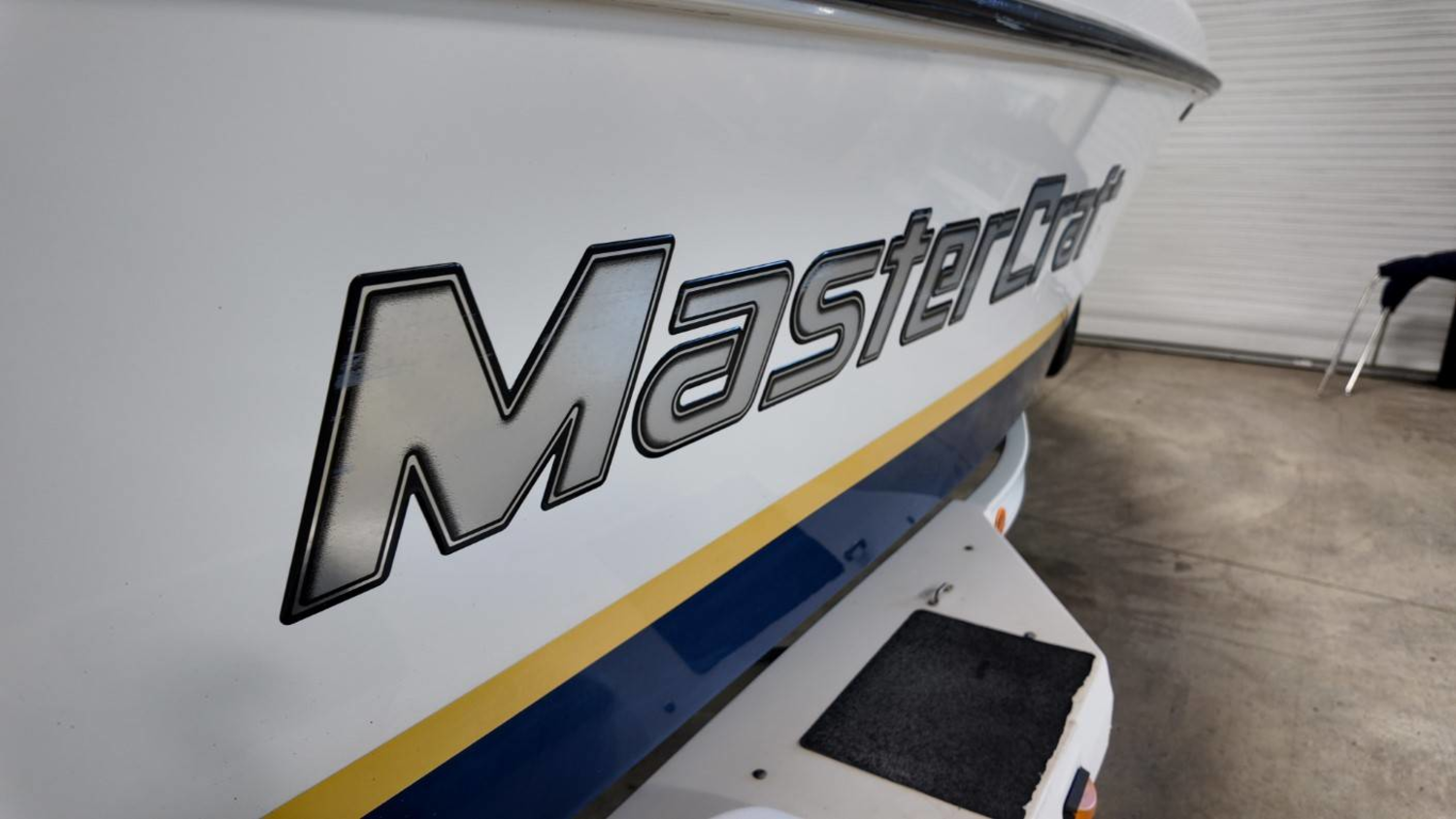 2001 Mastercraft 205V