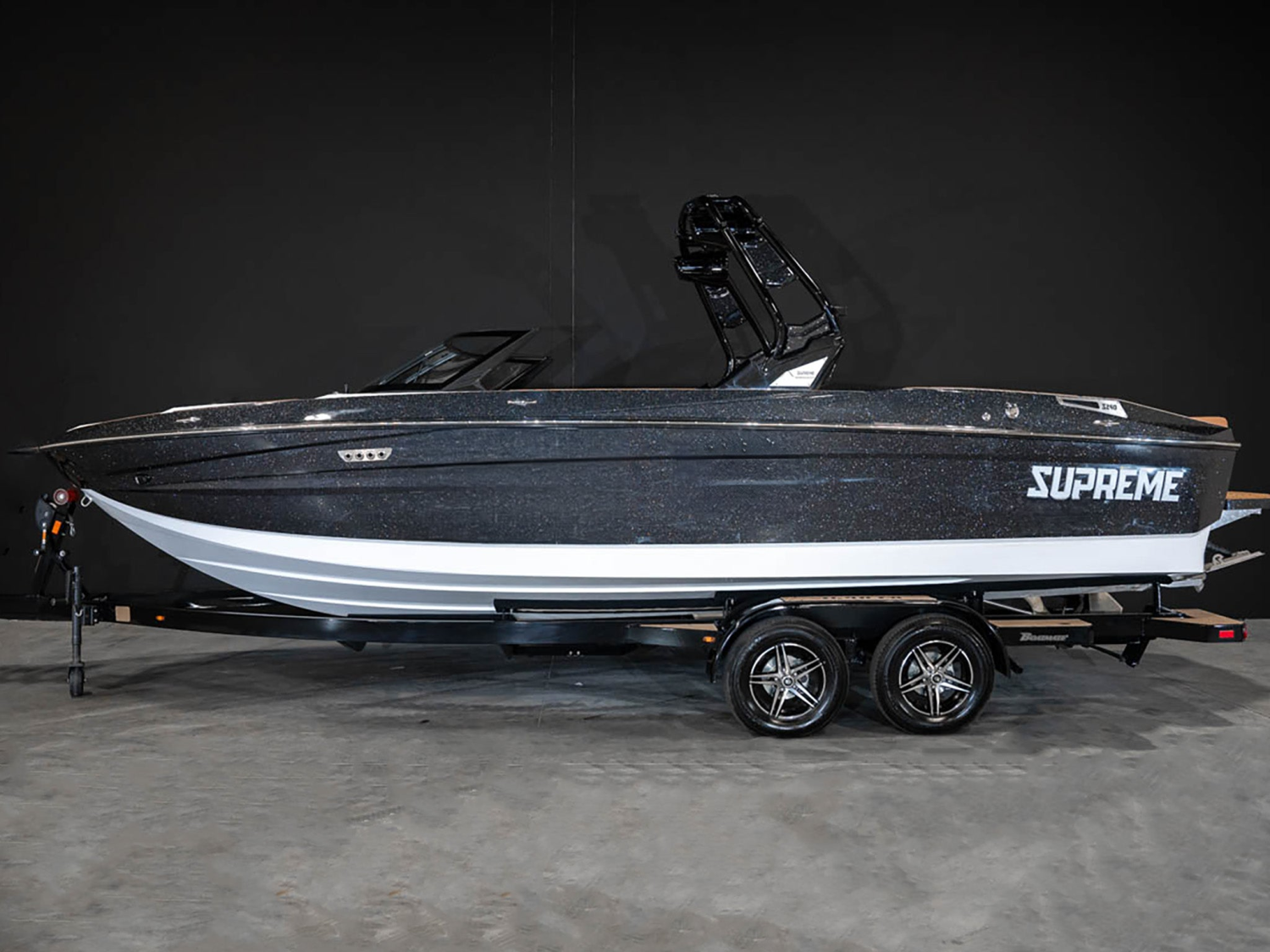 2026 Supreme Boats S240