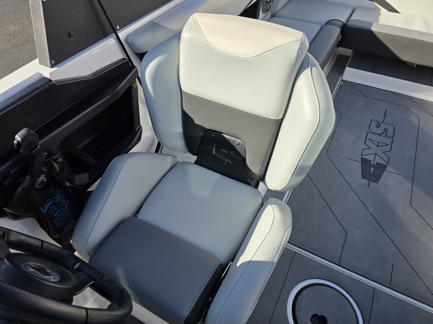 2022 Axis Wake Research T23