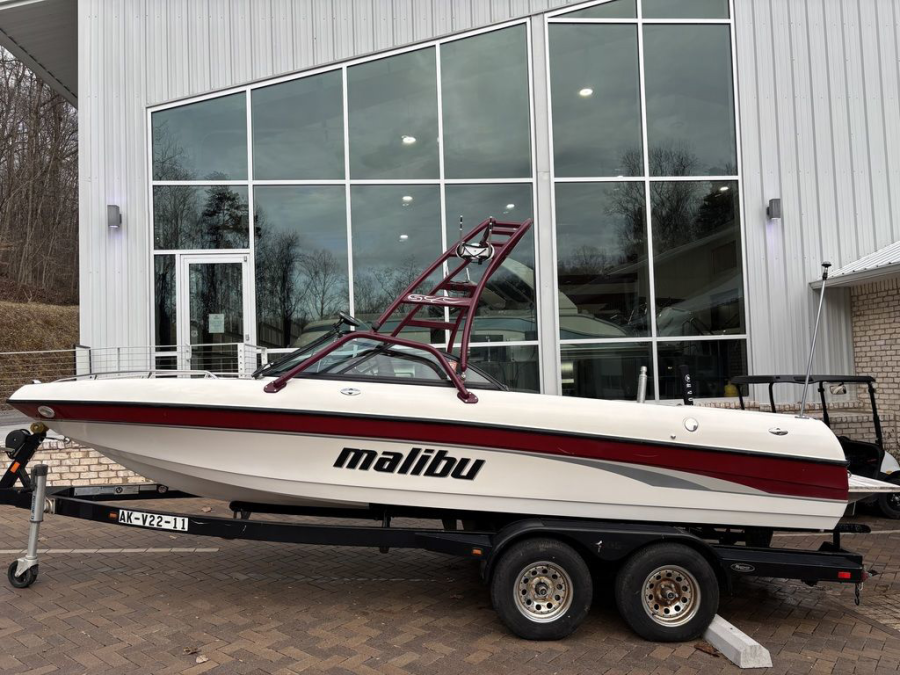 2002 Malibu Boats Sunscape for sale in LA FOLLETTE, Tennessee