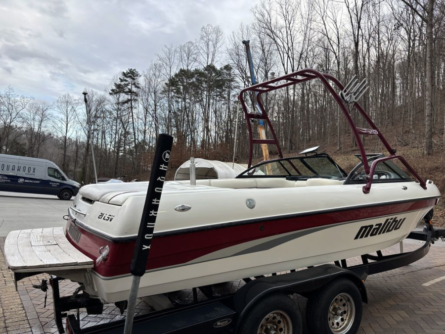 2002 Malibu Boats Sunscape for sale in LA FOLLETTE, Tennessee
