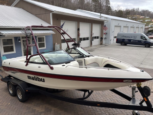 2002 Malibu Boats Sunscape for sale in LA FOLLETTE, Tennessee
