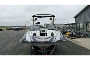 2019 Malibu Boats 21 MLX for sale in CLEAR LAKE, Wisconsin