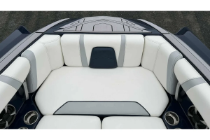 2019 Malibu Boats 21 MLX for sale in CLEAR LAKE, Wisconsin
