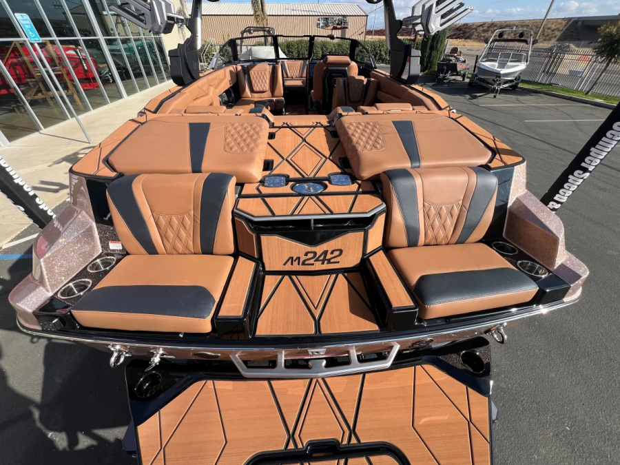 2025 Malibu Boats M242 for sale in Madera, California