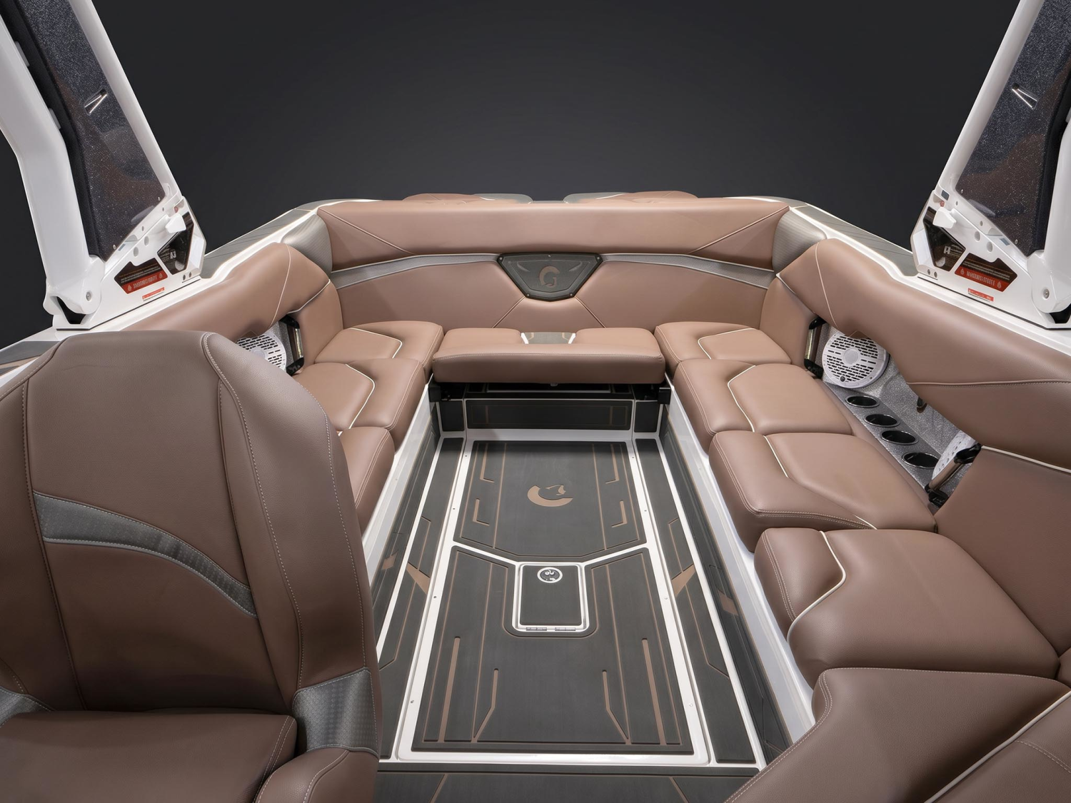 2026 Centurion Boats Nv243