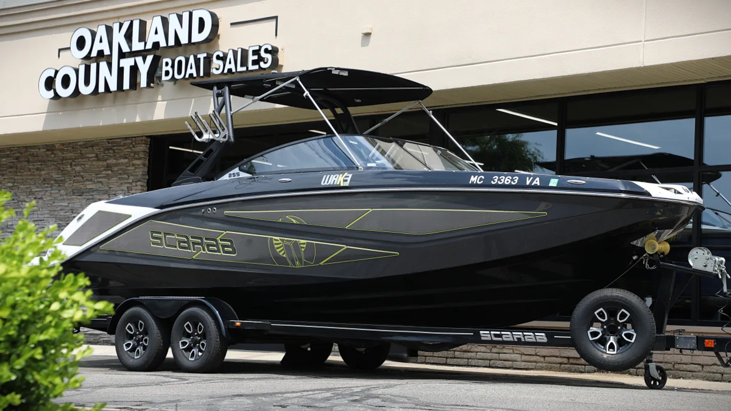 2023 Scarab 255 id wake edition - new arrival!! only 33 hours!