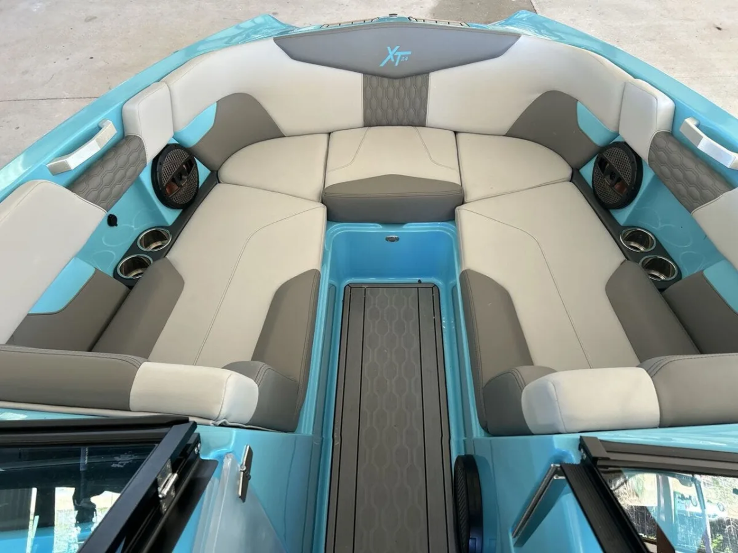 2023 Mastercraft XT24
