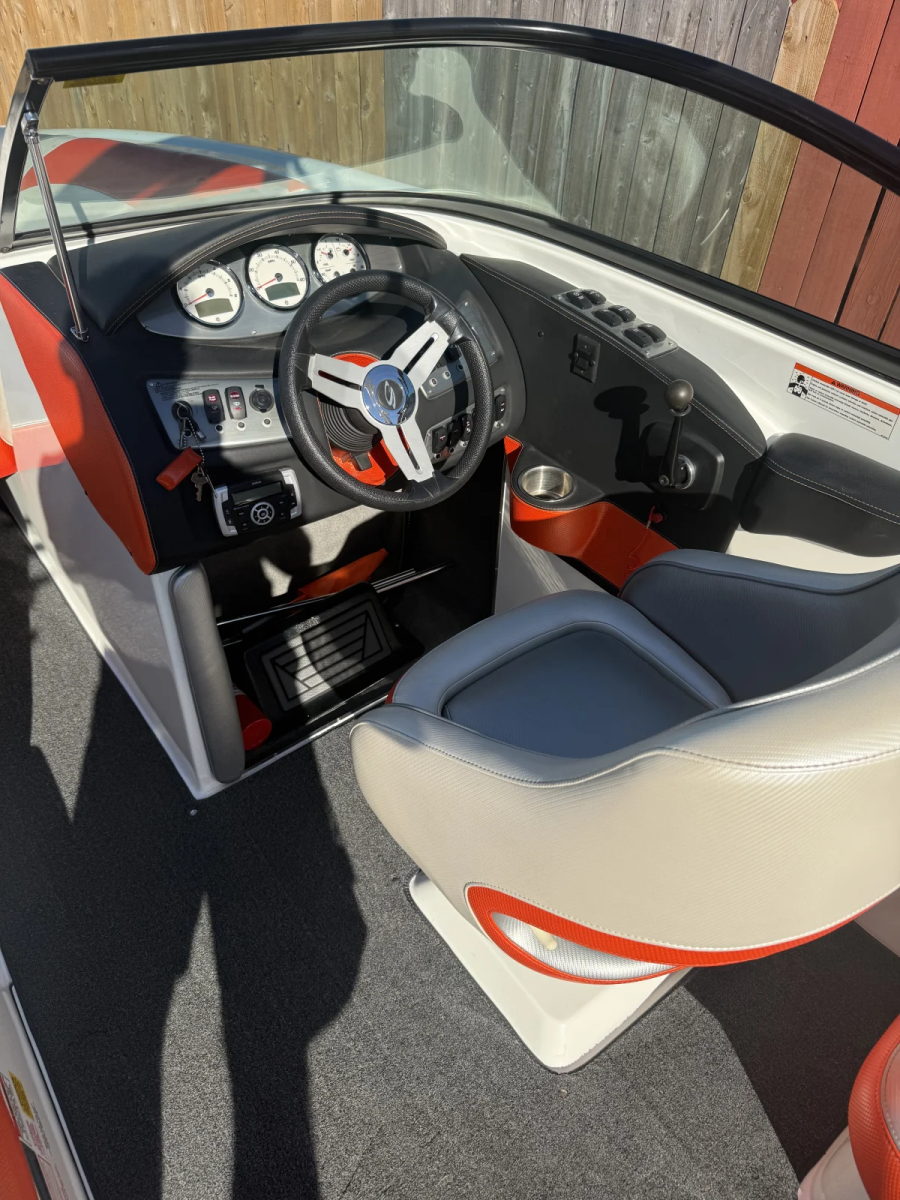2015 Supreme Boats S226 for sale in Houston, Texas