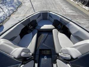 2022 Malibu Boats Wakesetter 25 LSV for sale in Grandview, Missouri
