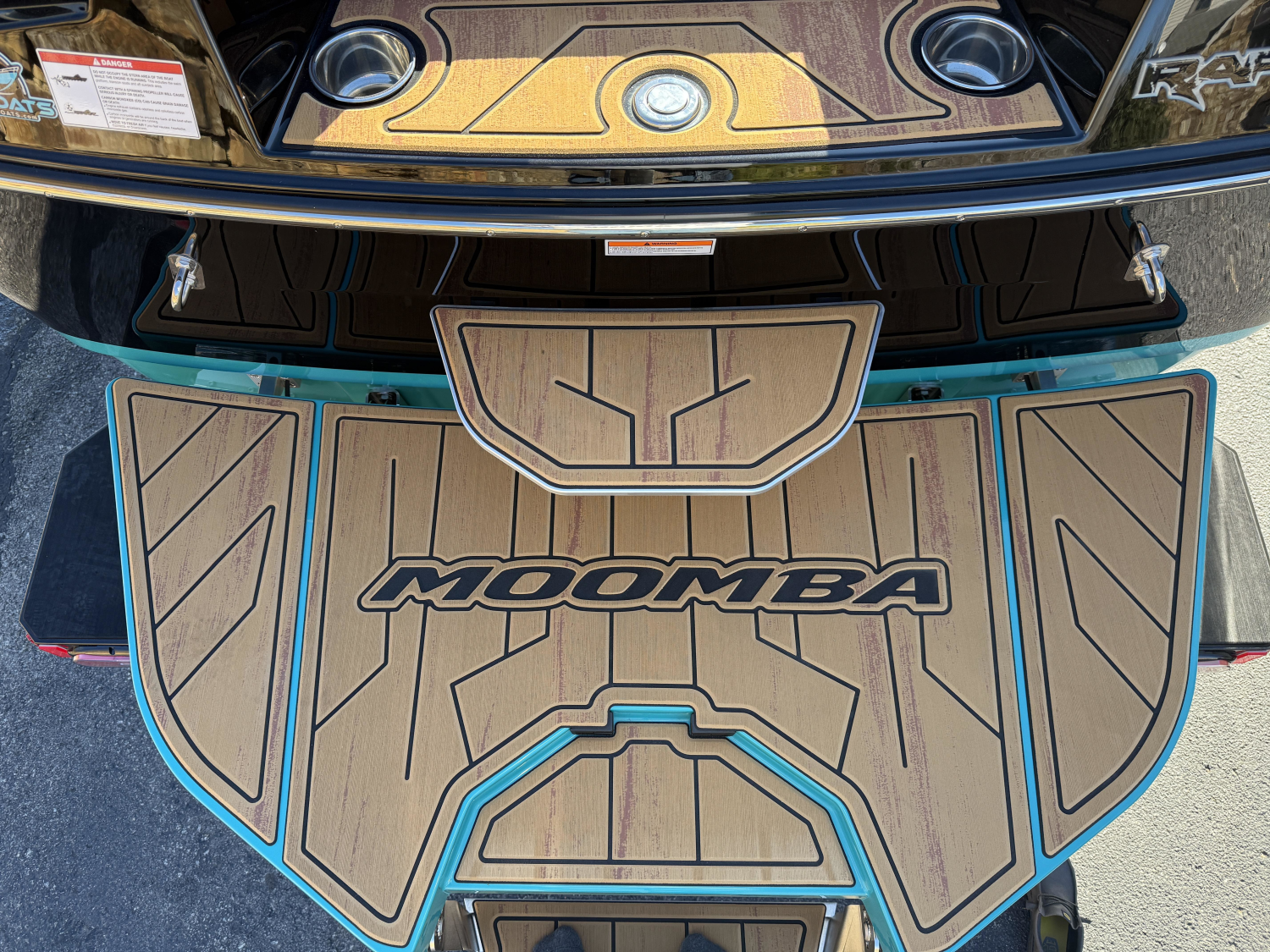 2026 MOOMBA MOJO