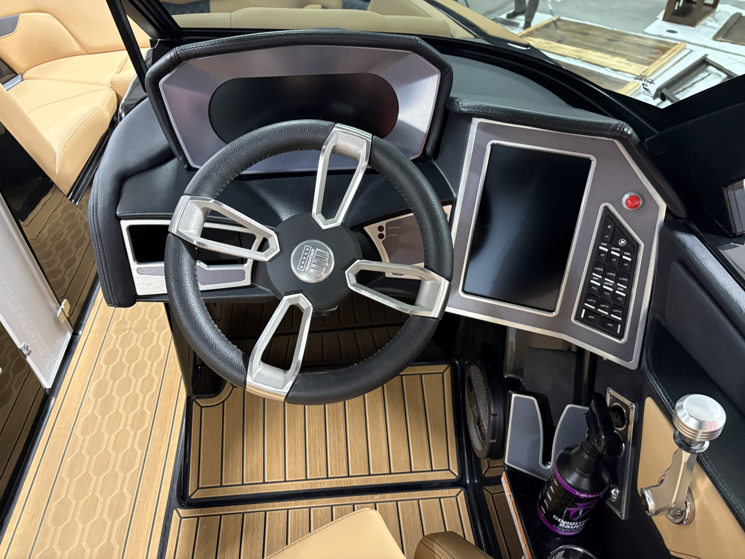 2023 MasterCraft XT22