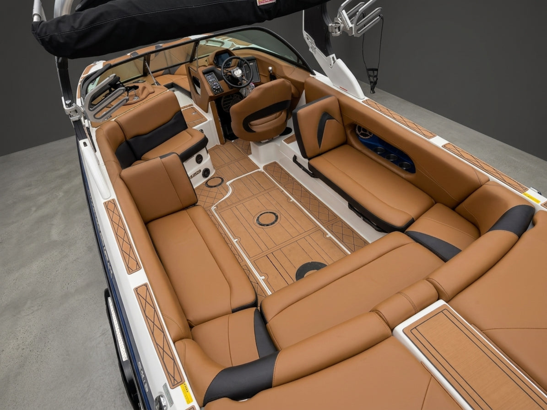 2015 Centurion Boats FS44