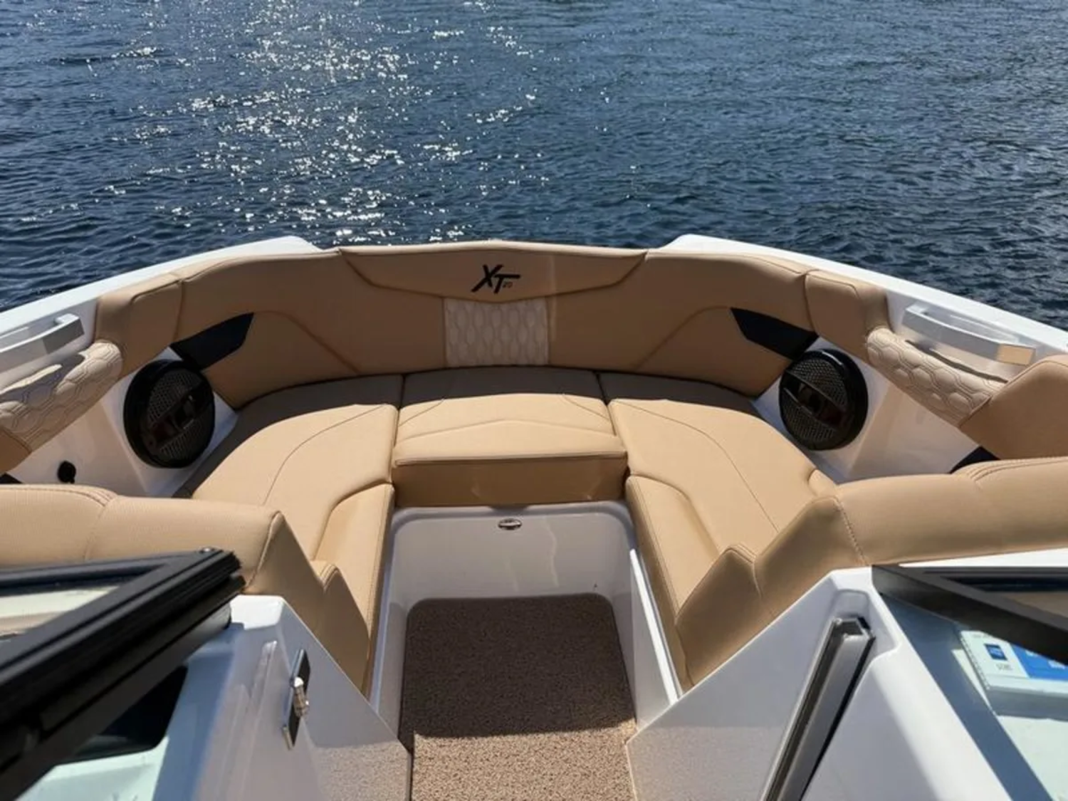 2025 MasterCraft XT20 - Executive Demo