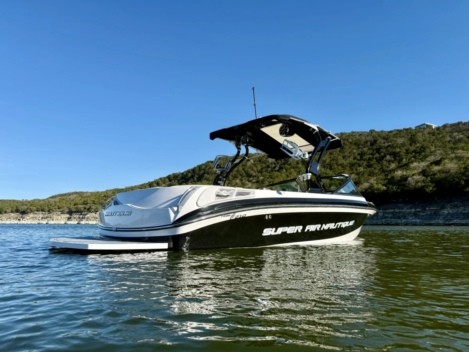 2010 Nautique Boats Super Air Nautique 210 for sale in Volente, Texas