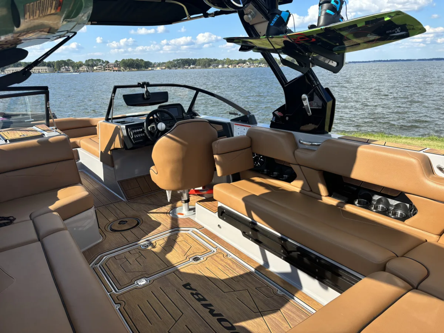 22 Moomba Makai Raptor 400 - 107 Hrs, 1 Owner - Matching Trailer - Well Maintained