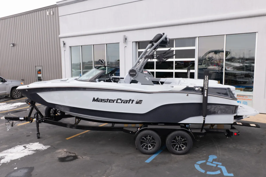 2026 Mastercraft Boats XT22 for sale in OSAGE BEACH, Missouri