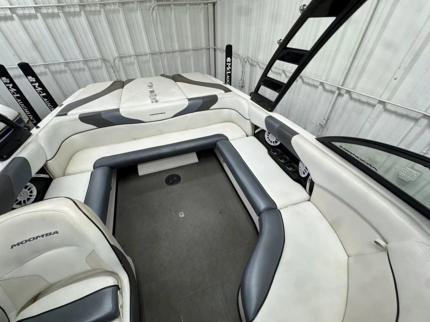 2012 MOOMBA MOBIUS LSV