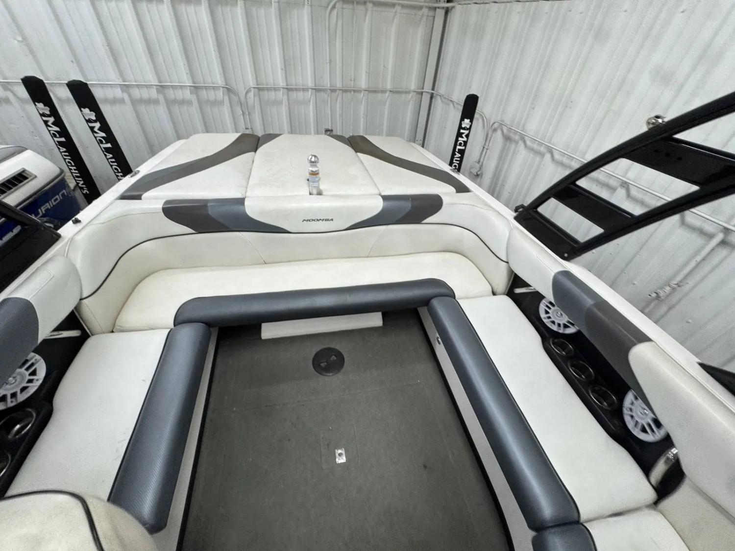 2012 MOOMBA MOBIUS LSV