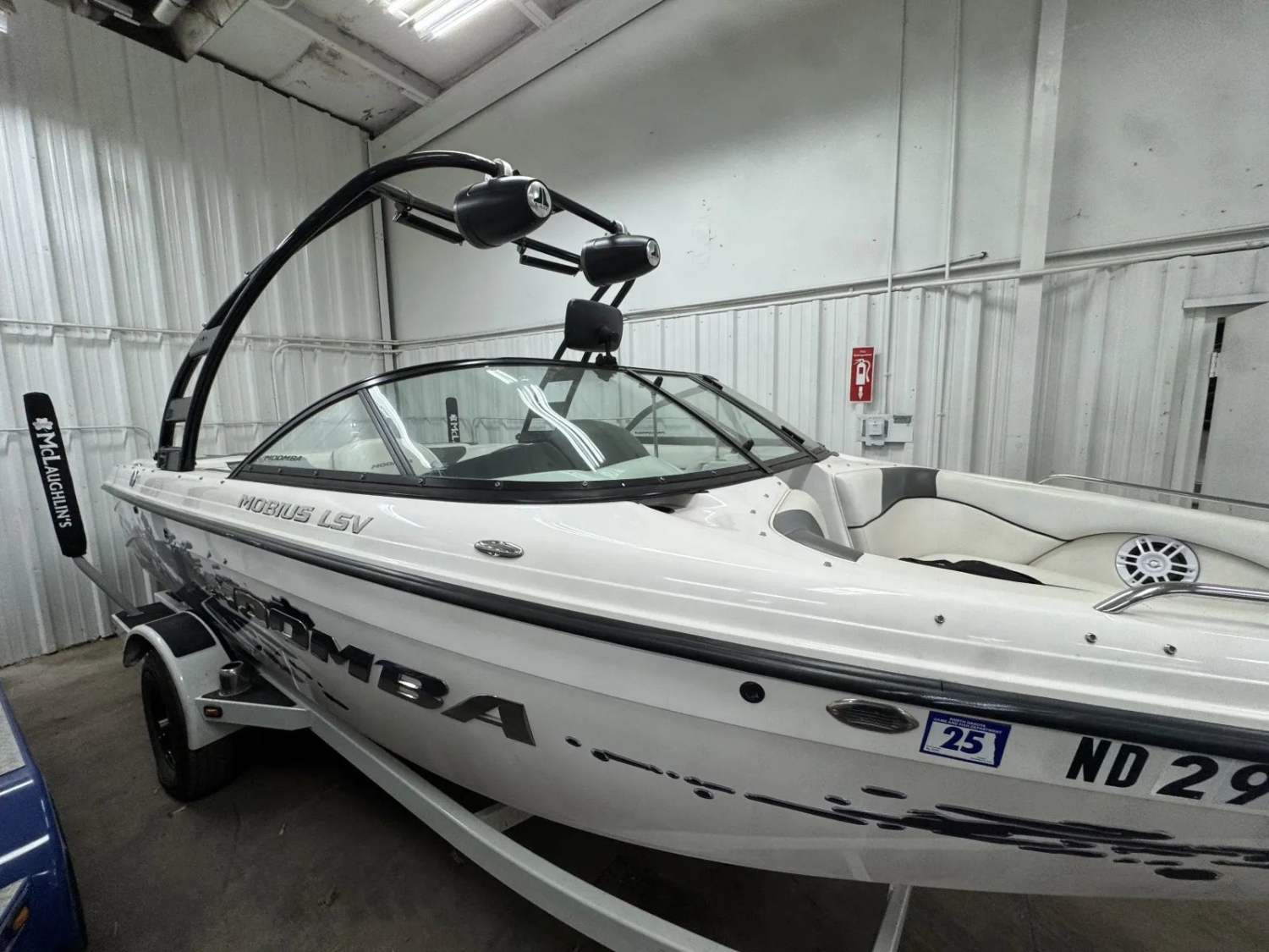 2012 MOOMBA MOBIUS LSV