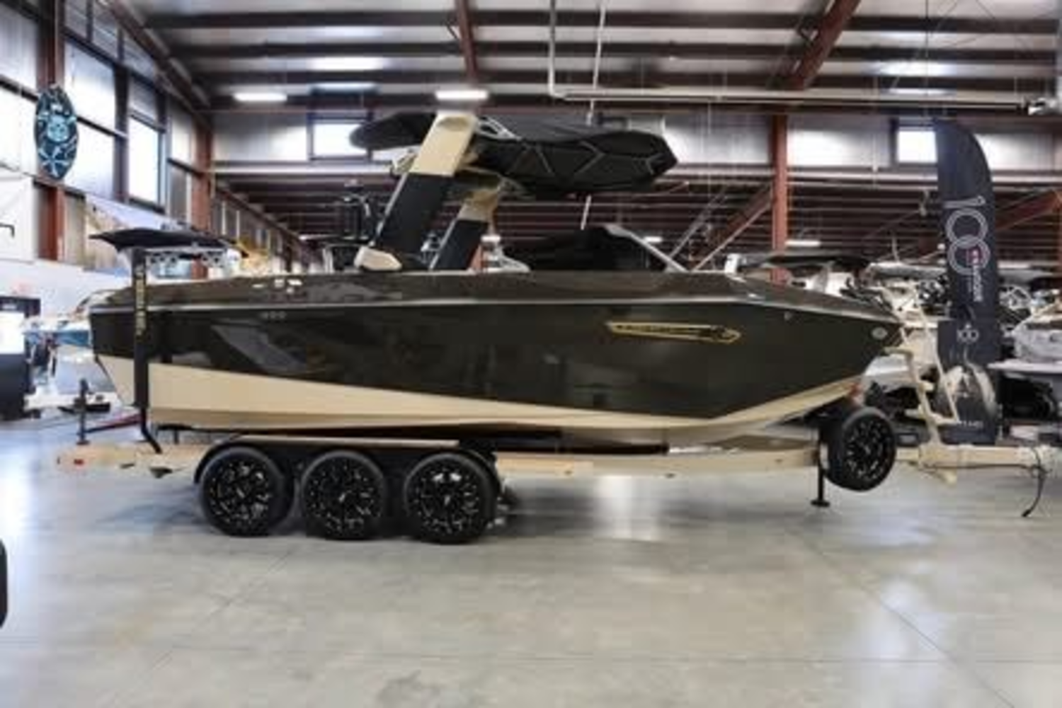 2025 Nautique G23