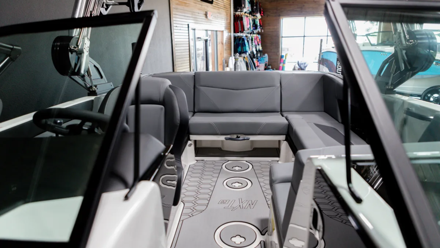 2024 MasterCraft NXT20