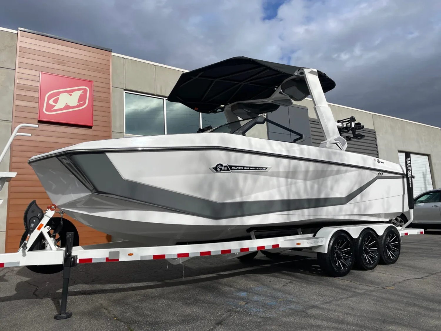 2026 NAUTIQUE G25 W/ZZ8S 630HP SUPERCHARGED POWER PLANT
