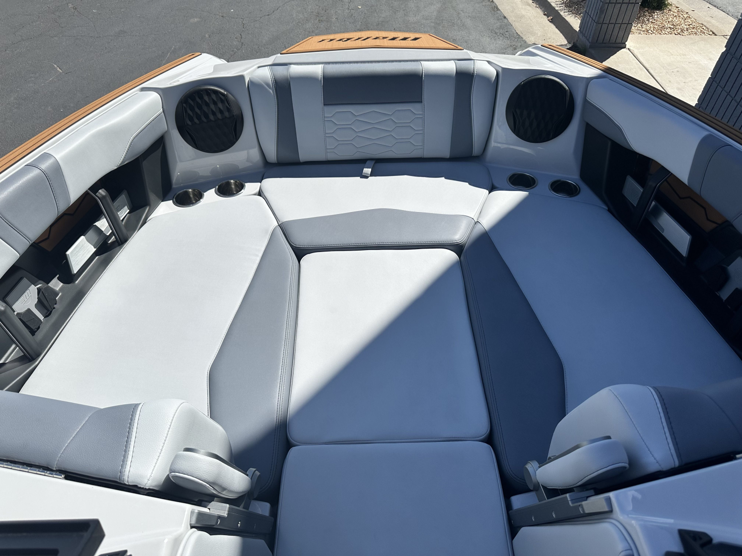 2026 Malibu Boats 23 MXZ