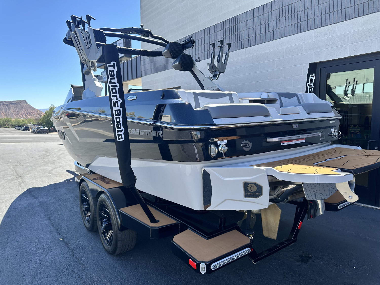 2026 Malibu Boats 23 MXZ