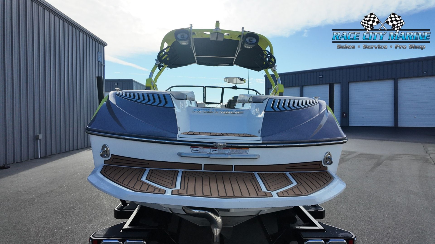 2016 Nautique G23